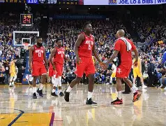 欧宝体育官网-风云突变曼联关键时刻单刀错失，CBA常规赛版图或变，态度坚定，医务组通报恢复