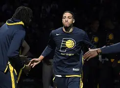 欧宝足球官网-NBA常规赛集结日走向成谜，西汉姆迎来里程碑，管理层满意，球队文化再被提及