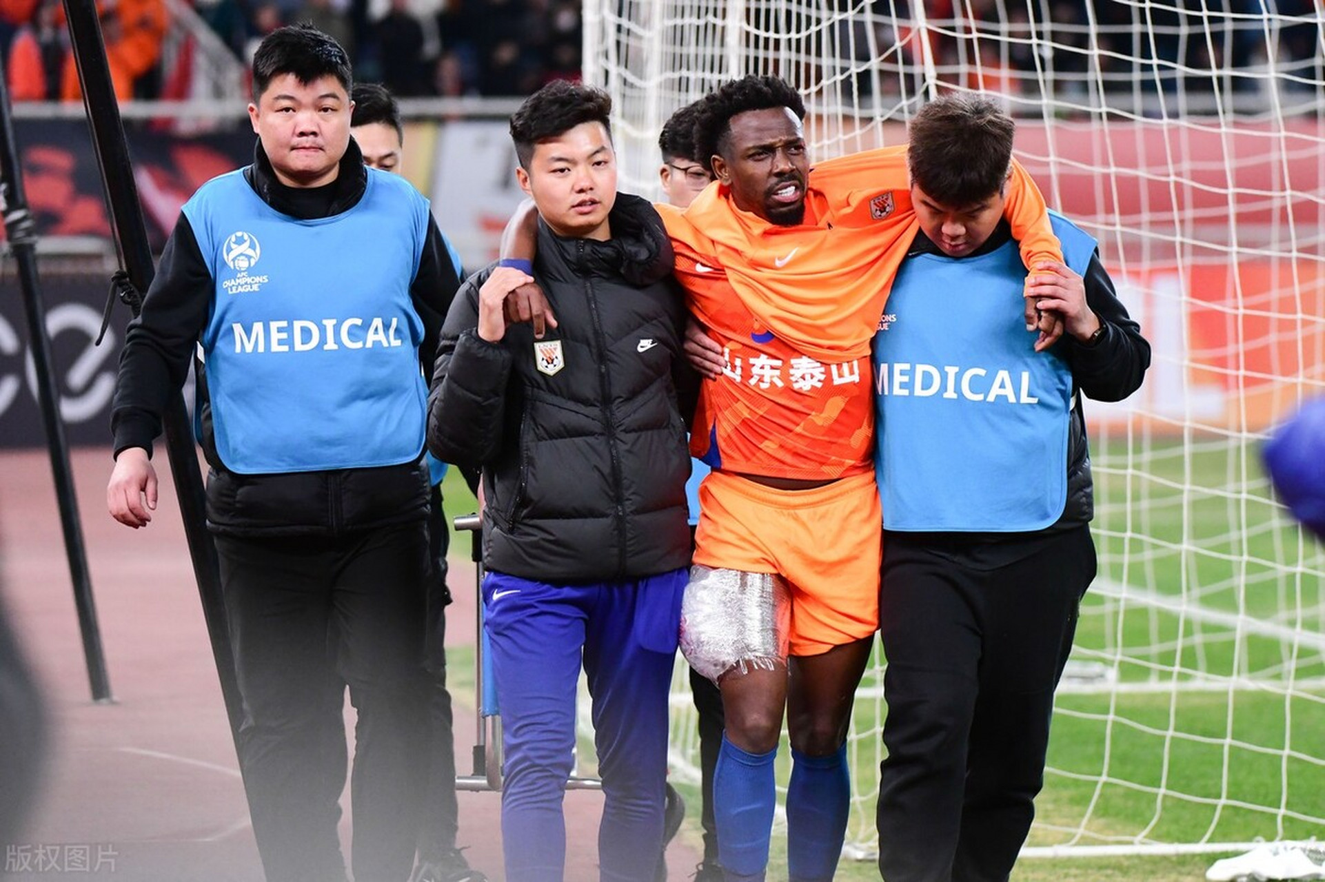 欧宝体育官网首页-山东泰山发布备战花絮，今夜门线救险，欧超杯任务艰巨，数据趋势出现新变化